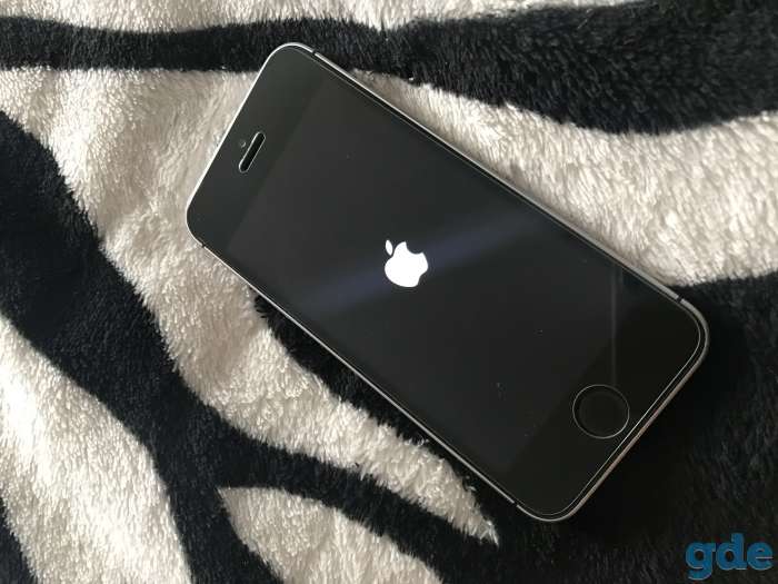 Продам iPhone SE, фотография 4