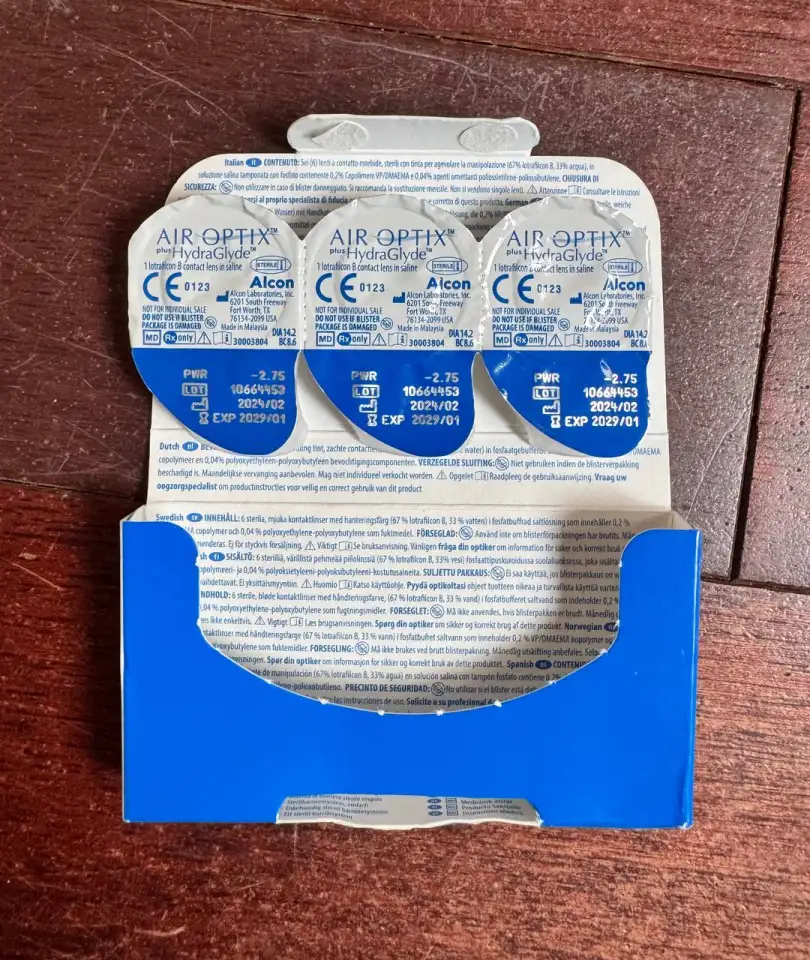 Линзы для зрения Alcon AirOptix plus HydraGlyde -2,75, фотография 2