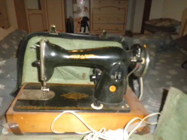 ПРОДАЖА швейной машинки Подольчанка, фотография 1