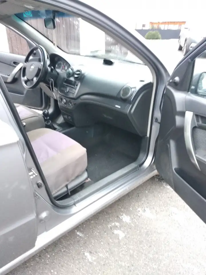 Аукцион по продаже автомобиля Шевроле Авео, фотография 3