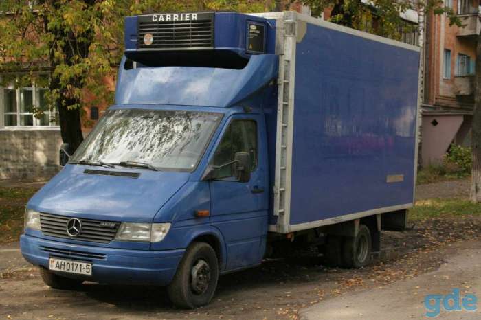Mercedes-Benz Sprinter 412D, фотография 1