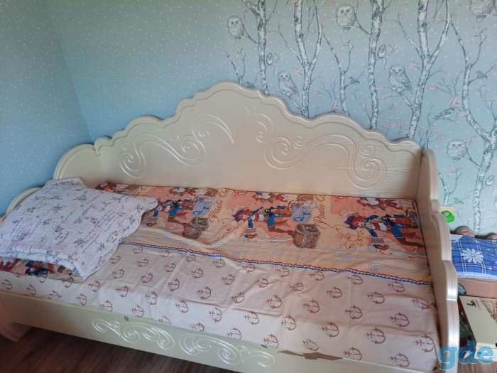 Продам кровать с матрасом, фотография 3