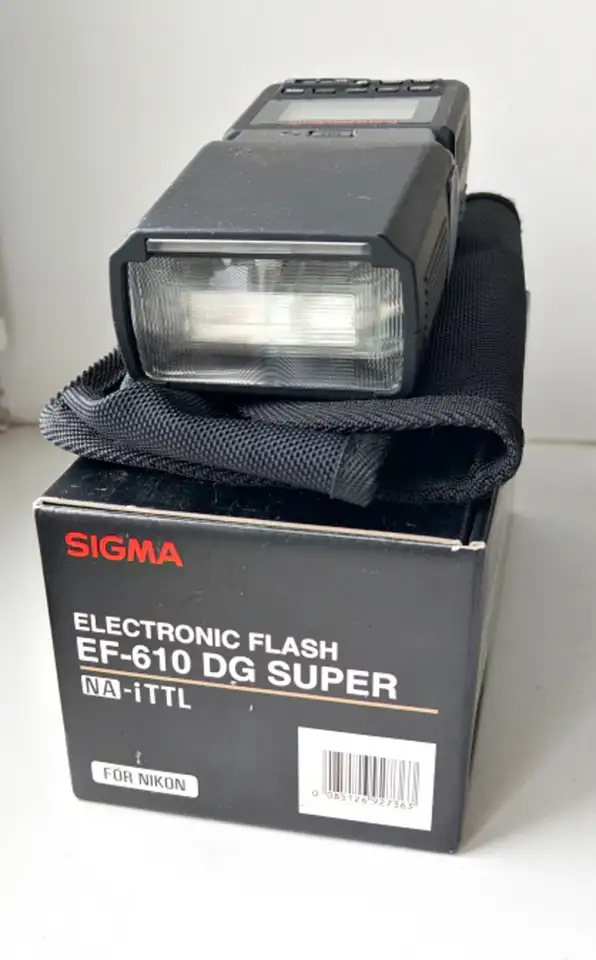 Вспышка Sigma ELECTRONIC FLASH EF-610 DG SUPER, фотография 5