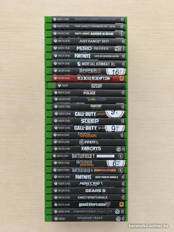 Xbox One  Kinect  4 геймпада  коллекция игр, фотография 2