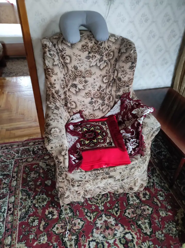 Мебель: секции, тумбы, диваны, кресла, фотография 4