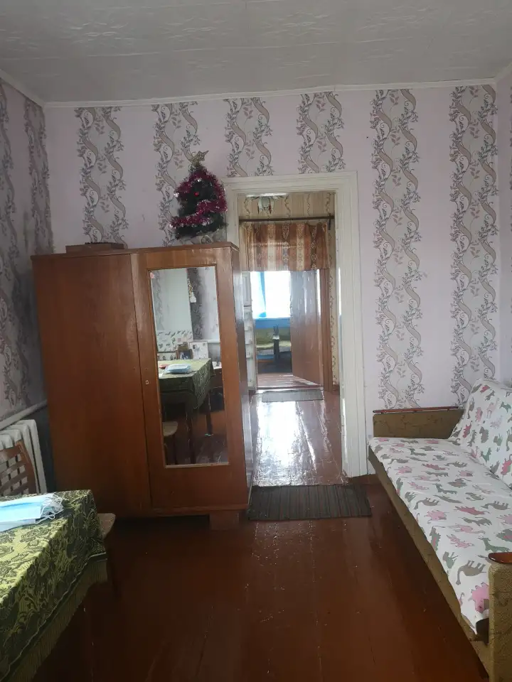 Продаю дом, приватизированный участок с колодцем и хозпостройками, фотография 3