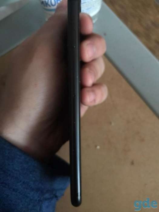 Телефон iPhone 7, фотография 4
