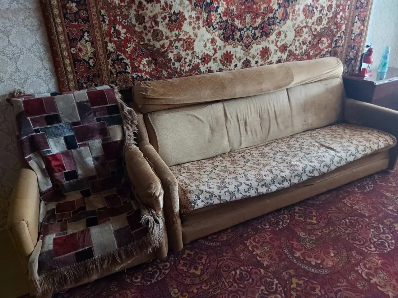 Отдам диван бесплатно, фотография 2