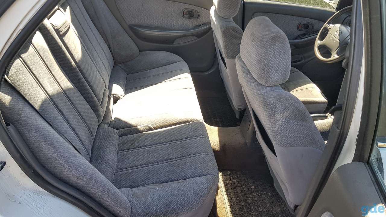 Салон целиком Kia Clarus, фотография 11