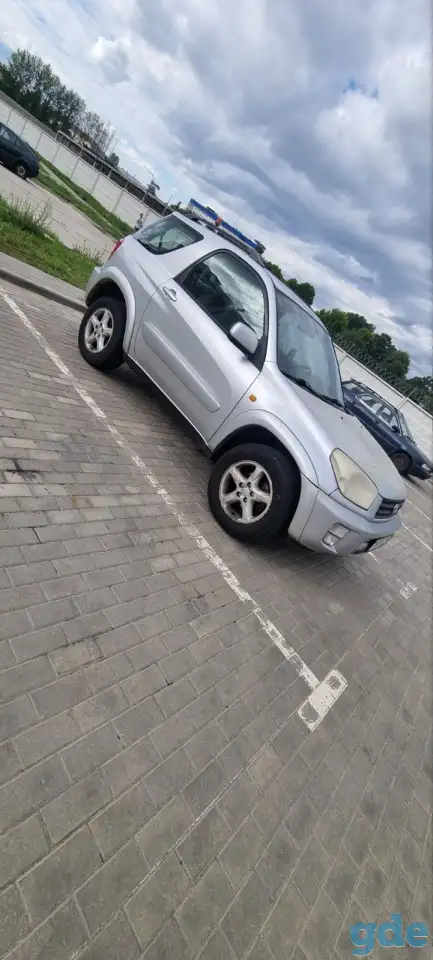 Toyota RAV 4, фотография 4