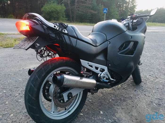 Мотоцикл Suzuki Katana, фотография 4