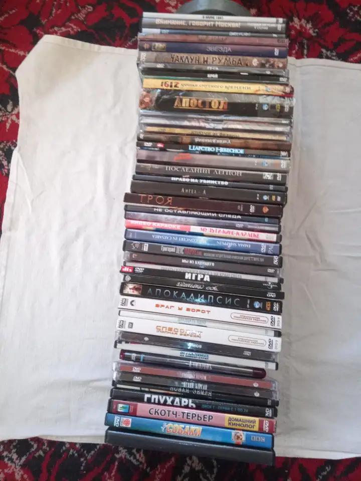 DVD диски с фильмами, фотография 1