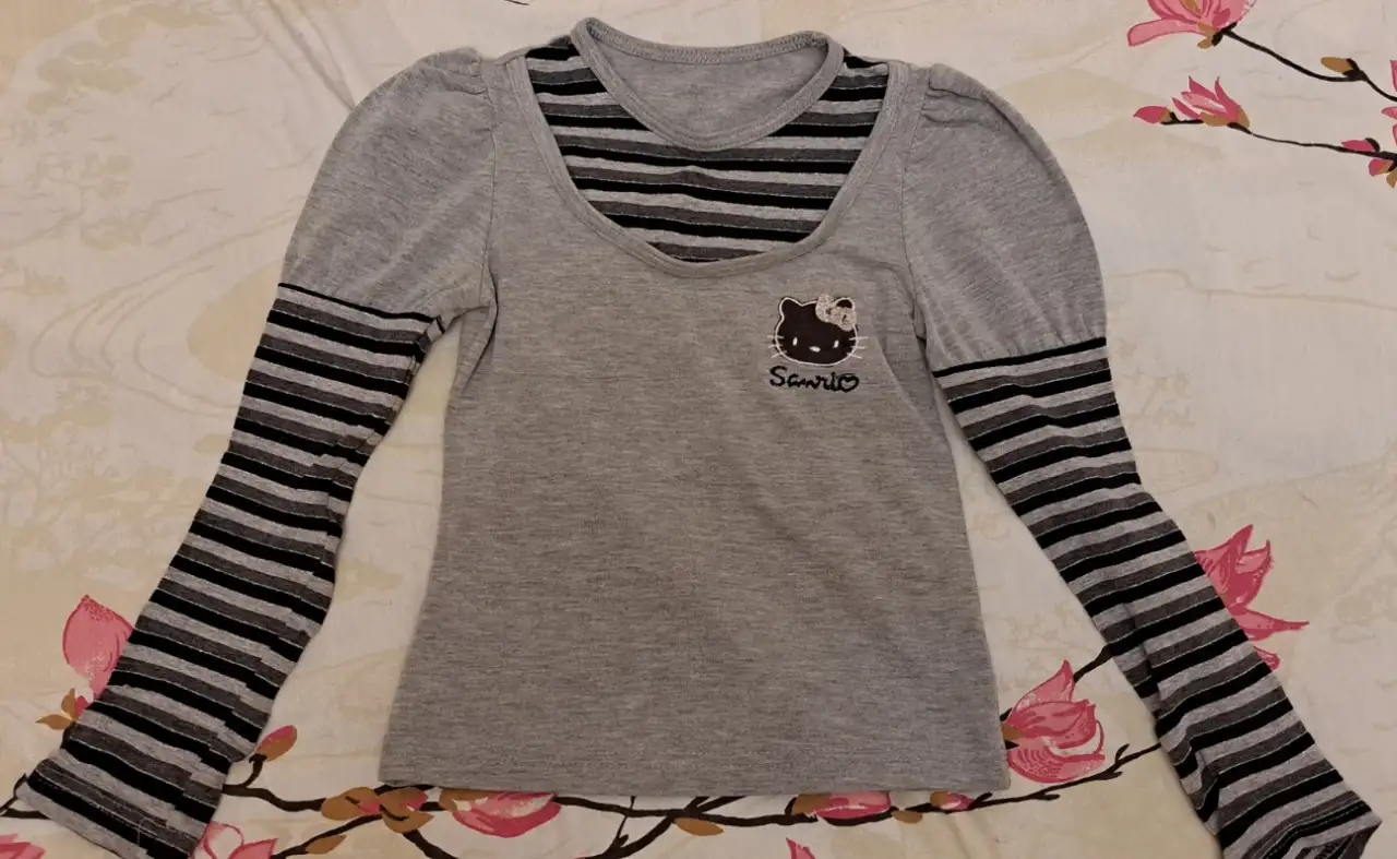 Кофты на девочку 4-5лет р.98-110, б.у в хорошем состоянии, фотография 3