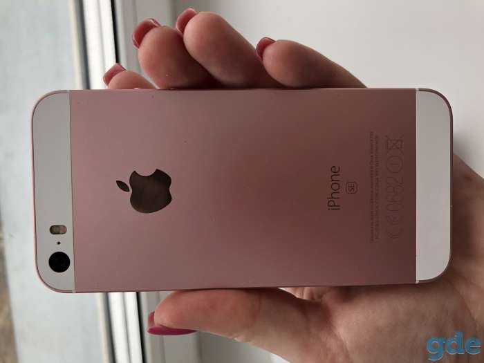 Продам apple se розовый 16 Г, фотография 4