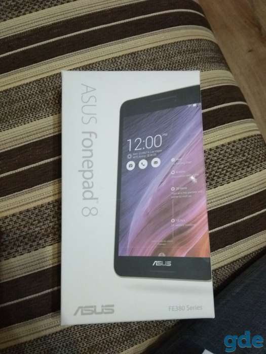 Продам планшет Asus fonepad 8 + флешка 32 Гб+ OTG адаптер и клавиатура, фотография 3