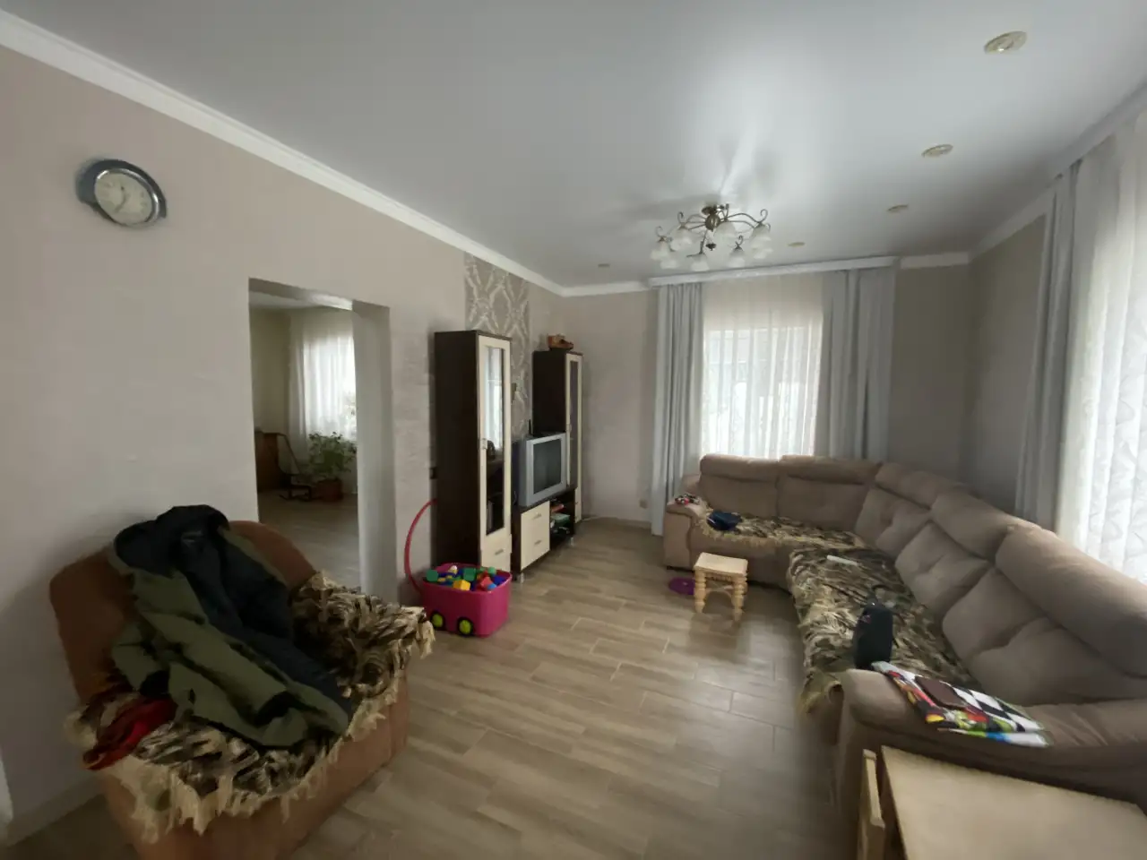 Двухэтажный дом в 5-ти минутах ходьбы от центра., фотография 7