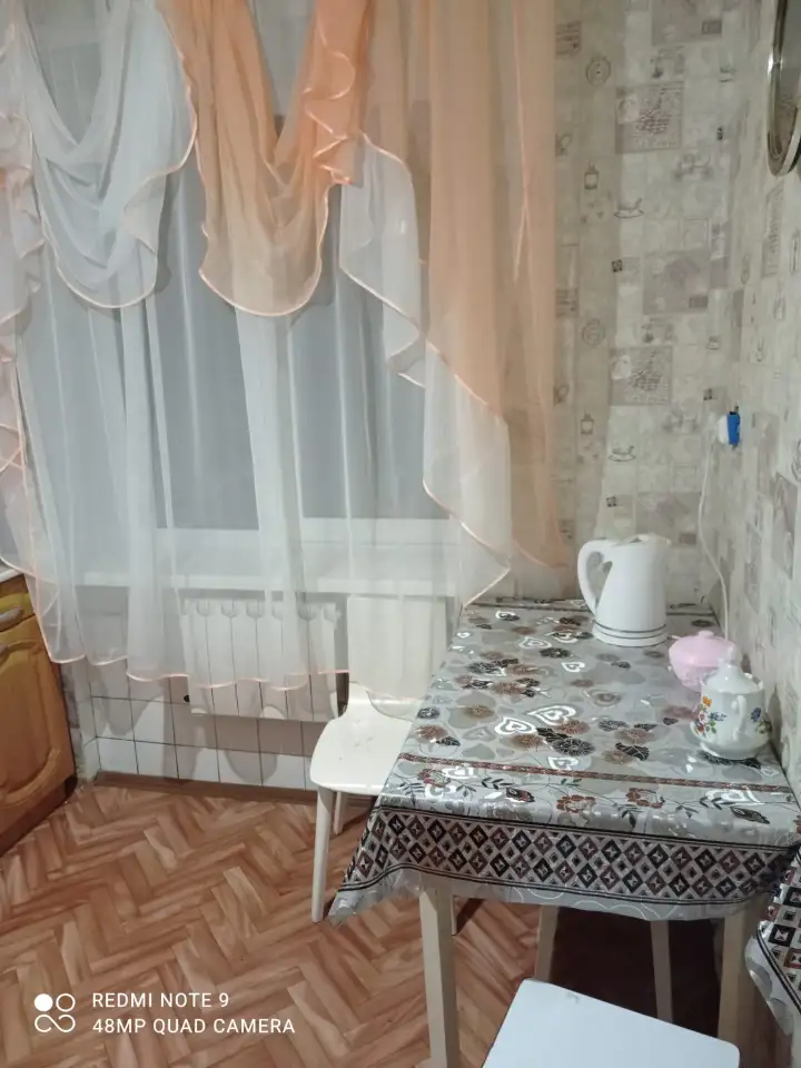 Сдам 1 ком. квартиру в районе академии, Проспект интернациональный 16 7, фотография 1