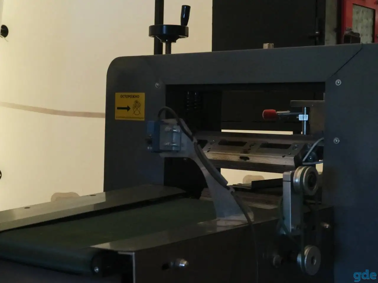 Горизонтальная упаковочная машина ALD 450Х с нижней подачей пленки, фотография 7