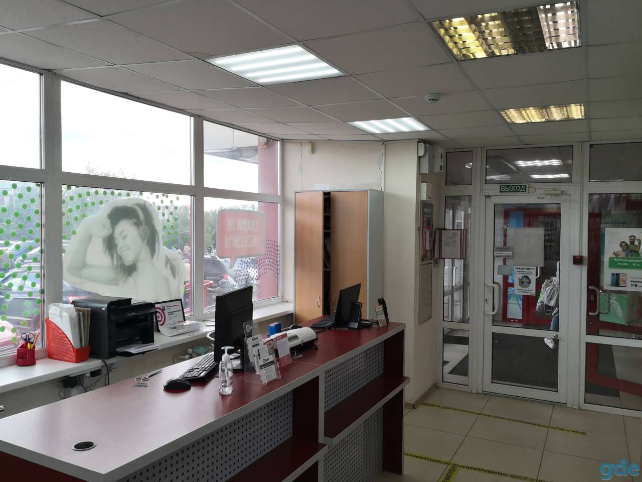 Салон на входе ТЦ Эвиком аренда 1-й этаж 22,2 кв.м, фотография 12