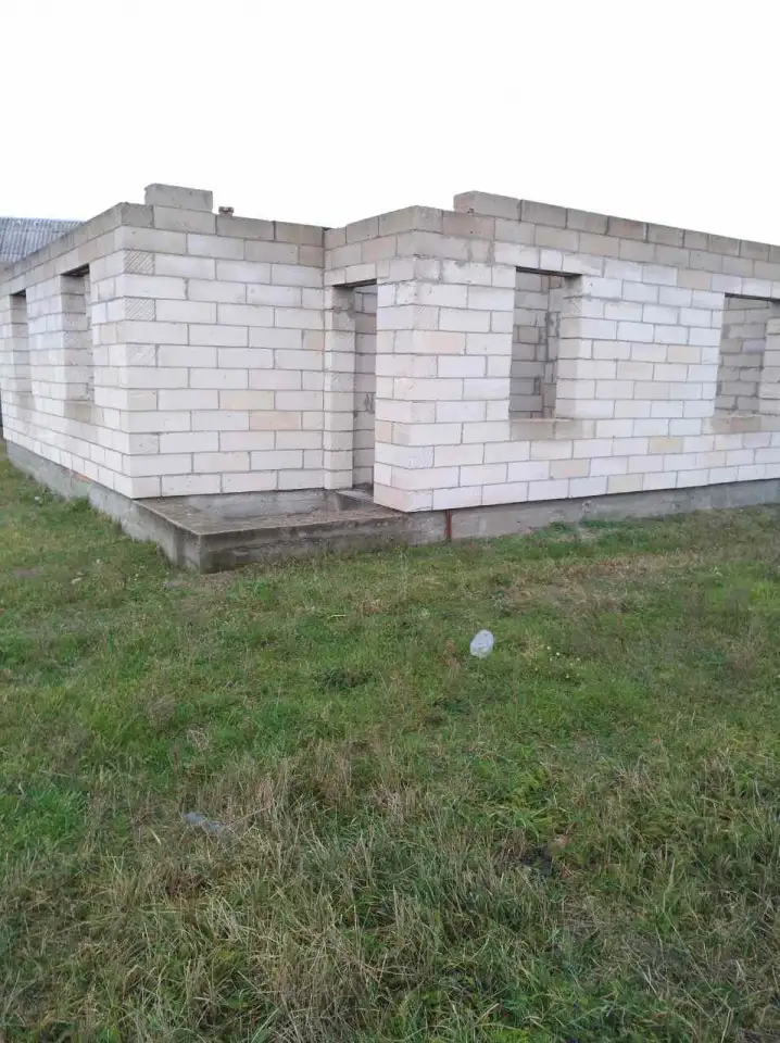 Продам участок в Микашевичах с недостроенным домом и гаражом, фотография 11