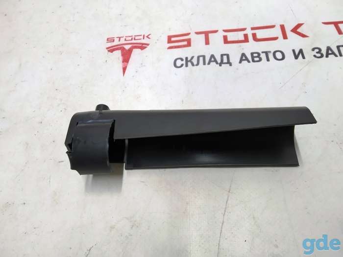 Зап. части для авто Tesla. Накладка пласт. подъемной пружины передняя двери зад. лев./задняя двери зад. прав. Tesla mode, фотография 2