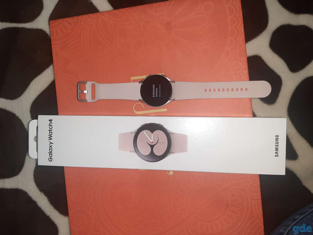 Продам часы Samsung Galaxy Watch 4, розовое золото, фотография 2