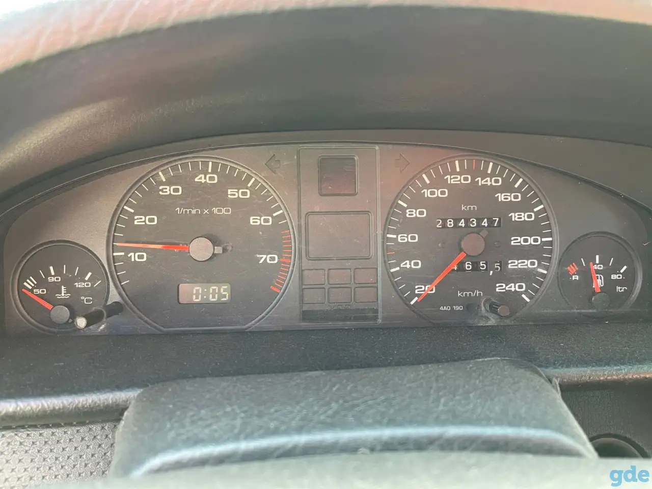 Продаётся автомобиль Audi 100, фотография 6