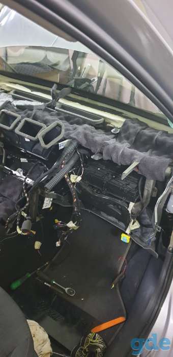 шумоизоляция автомобиля comfort mat. Антикоррозийная обработка арок каучуковым составом., фотография 3
