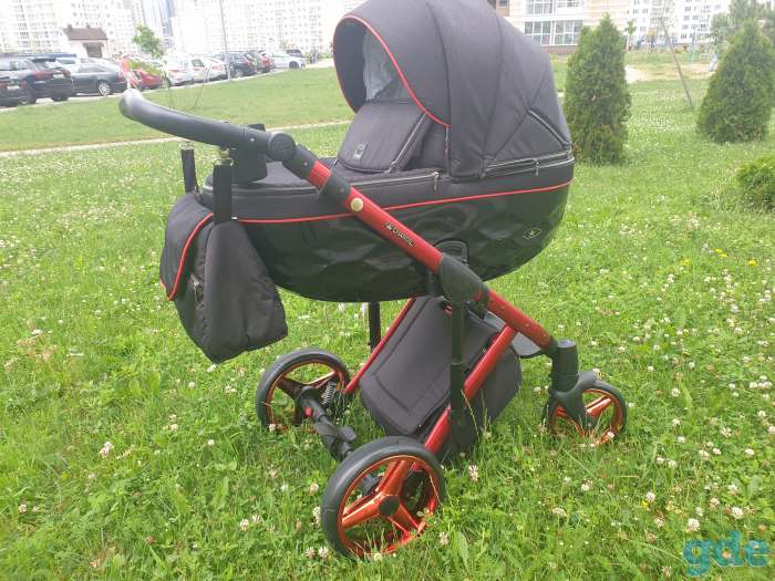 Продам универсальную детскую коляску Adamex Chantal 3 в 1, фотография 1