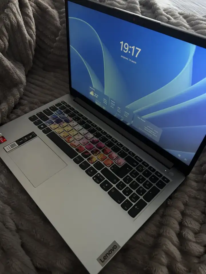 Ноутбук Lenovo IdeaPad 1 15AMN7., фотография 3