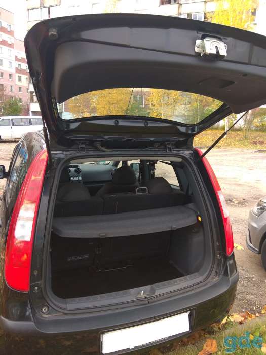 автомобиль Mitsubishi Colt 2008, фотография 8