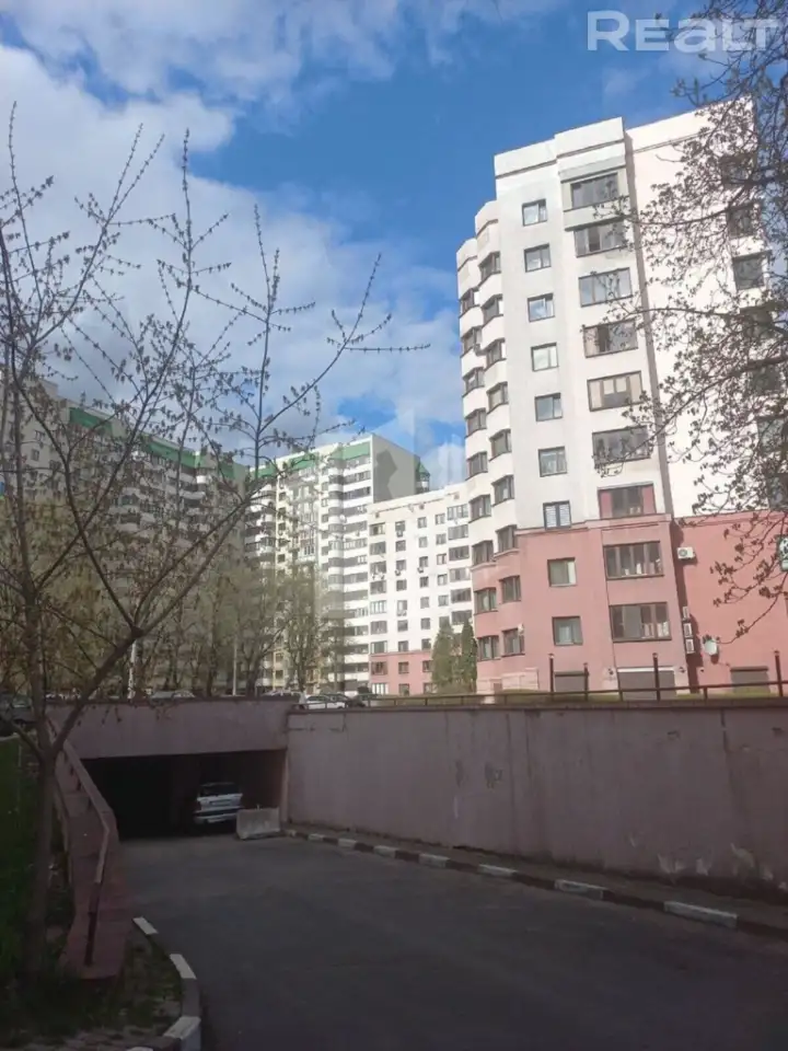 Продам 6-комн.кв. ул.Азгура 1 пл. Победы, фотография 10