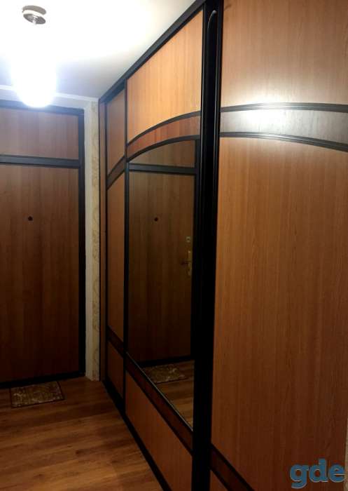 Продается 2-х ком. кв. с евроремонтом,  мебелью и встроенной бытовой техникой в  г. Поставы, фотография 1
