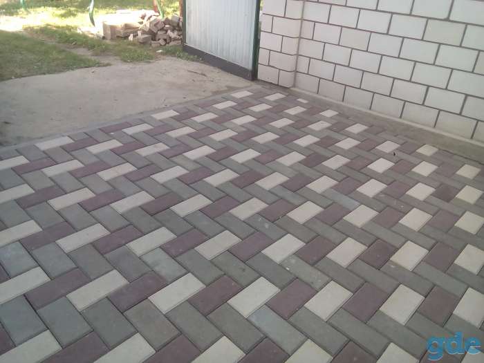Укладка тротуарной плитки, установка бордюров, фотография 4