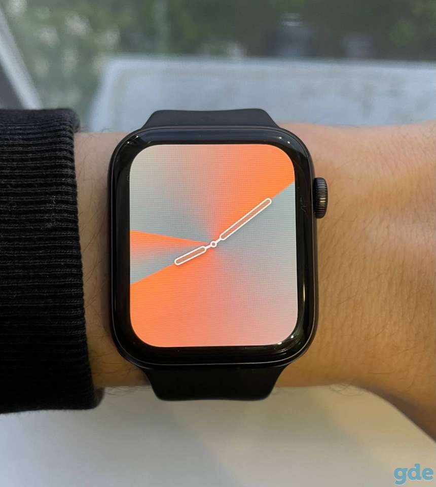 Умные часы Apple Watch series 4 ,44мм, фотография 1