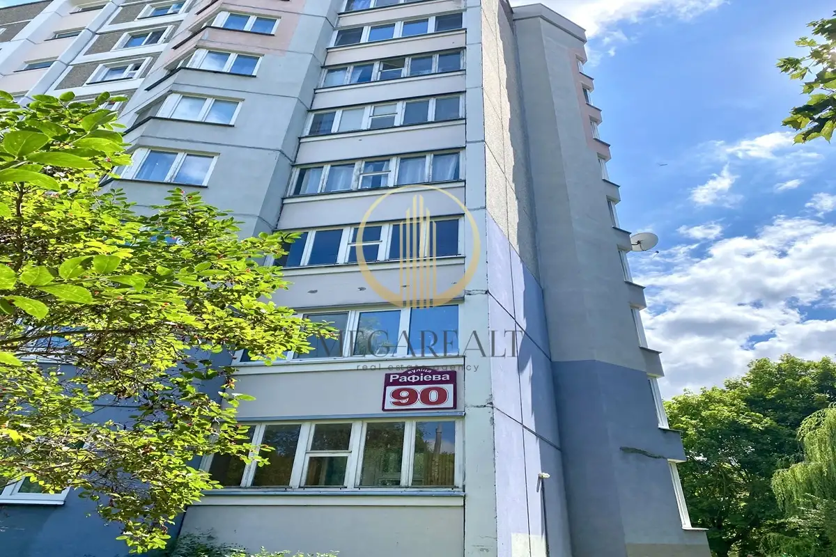  4-комнатной квартиры по ул. Рафиева