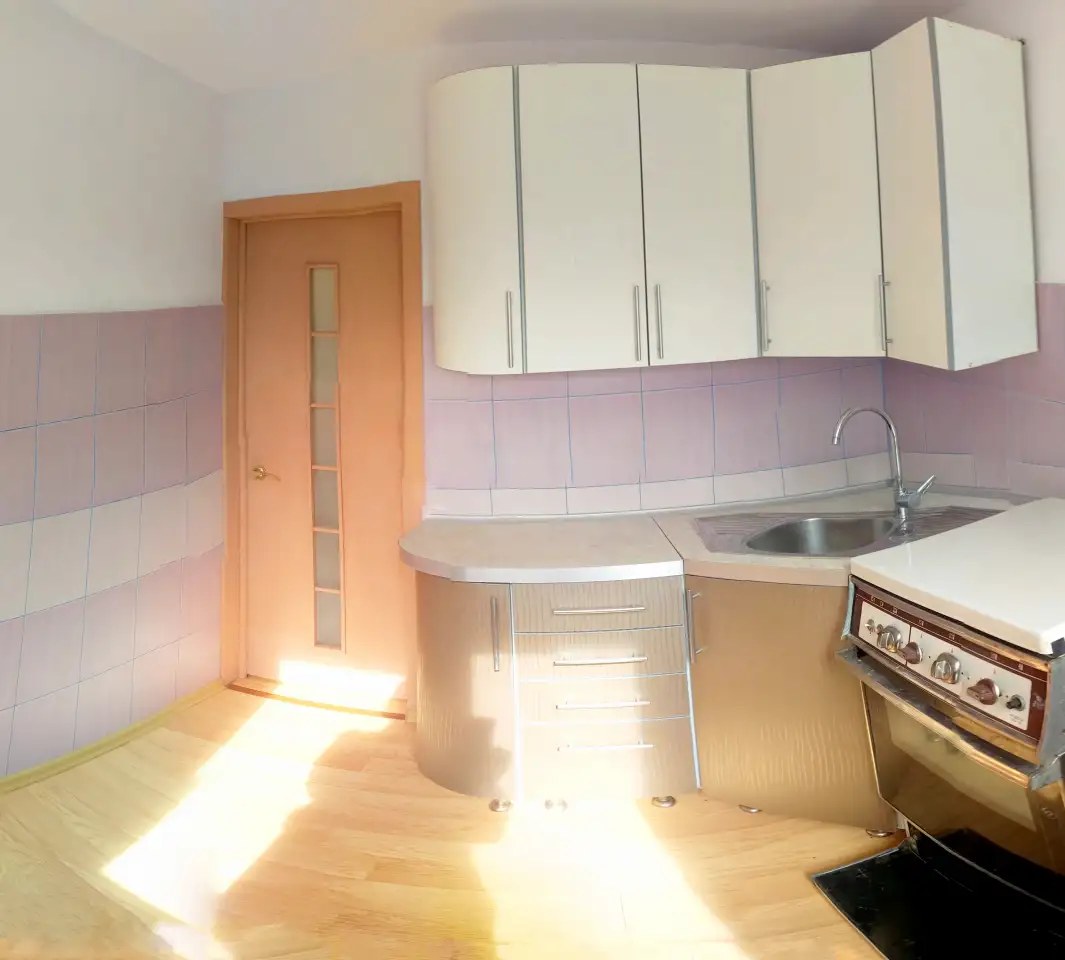 Продам квартиру в поселке в живописном месте у озера, фотография 7