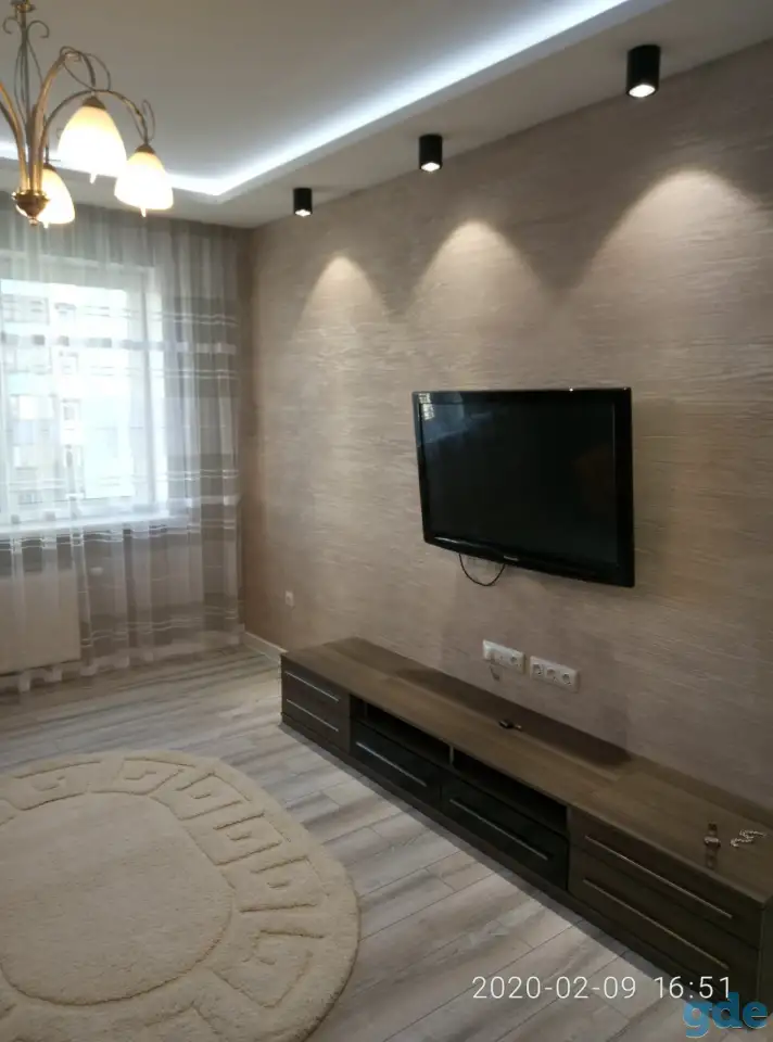 Сдать квартиру, Суворова 302а, фотография 1