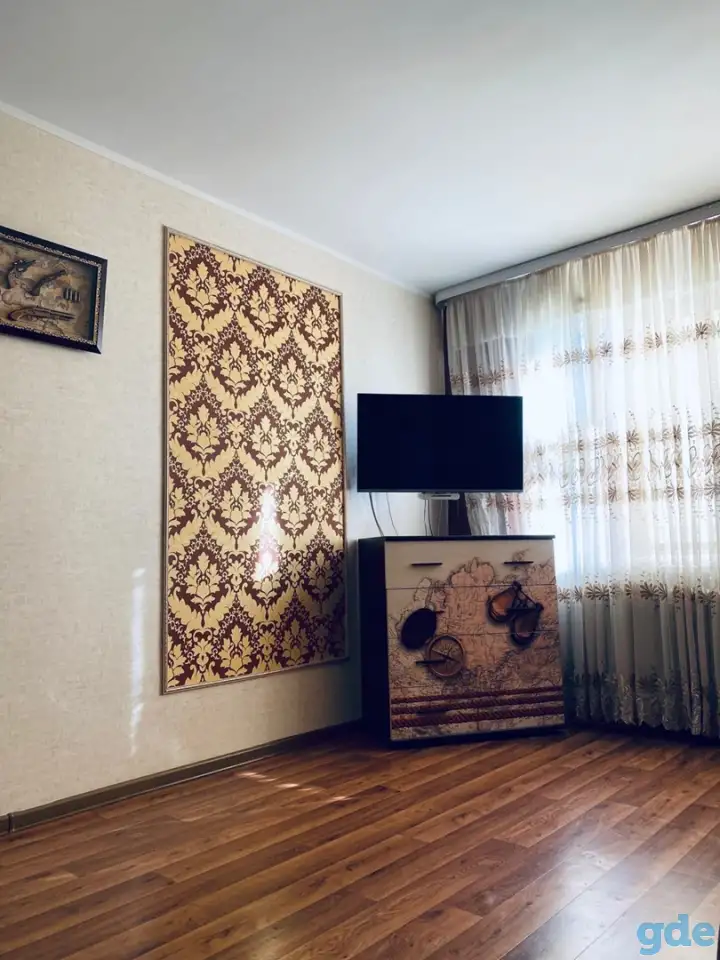 Сдаются квартиры на сутки, Тополевая 43/1, фотография 3