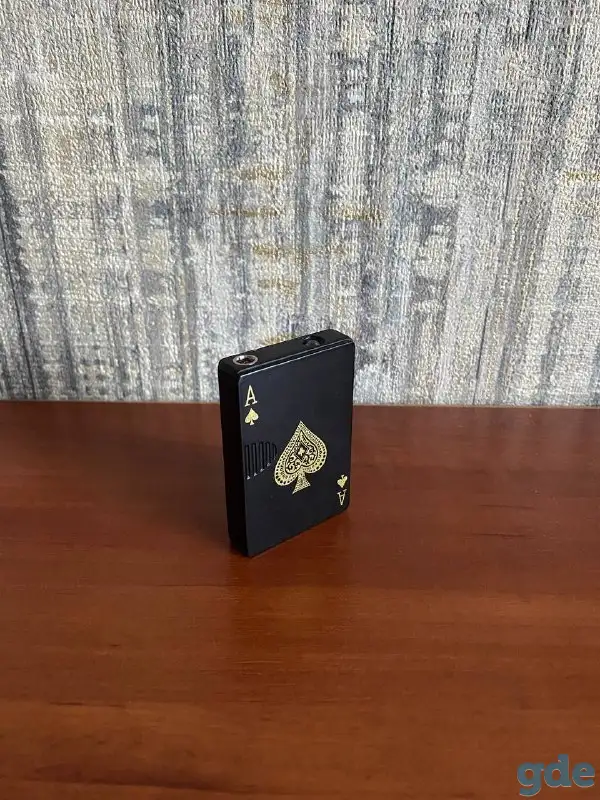 Зажигалка в виде игральной карты, фотография 1
