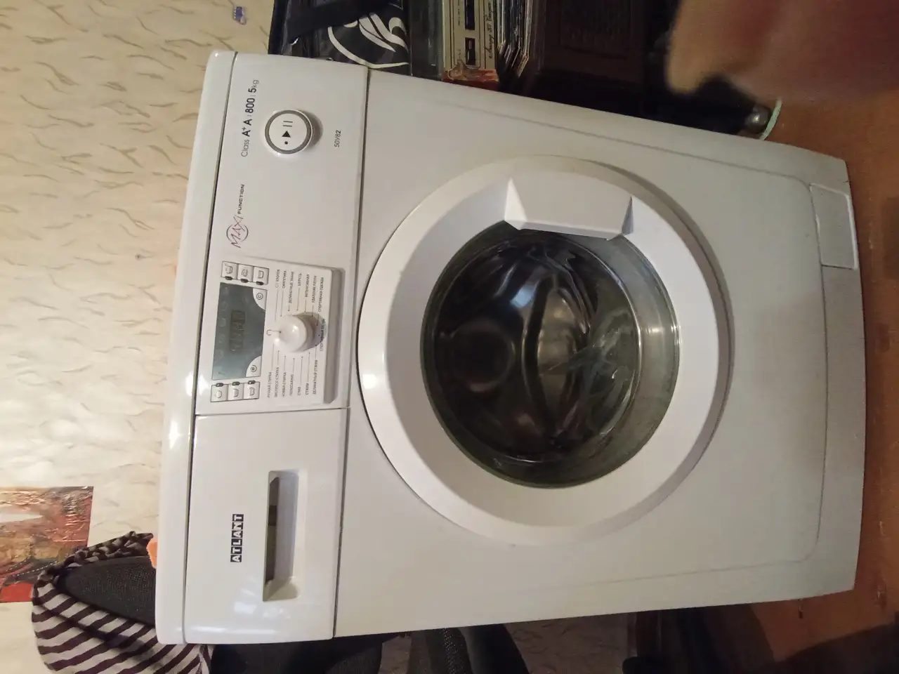 Продаю стиральную машину новую не использовалась, фотография 2