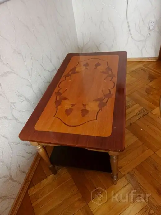 Столик журнальный, инкрустированный. БУ, фотография 1