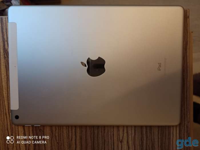 iPad 10.2