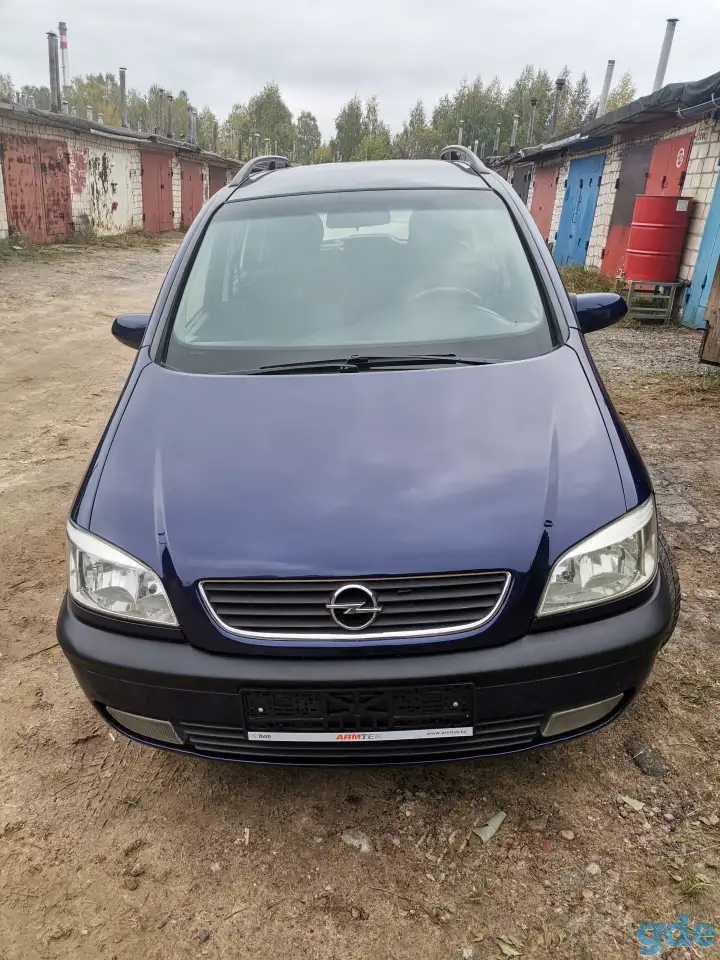 Автомобиль Опель Зафира А Opel Zafira, фотография 1
