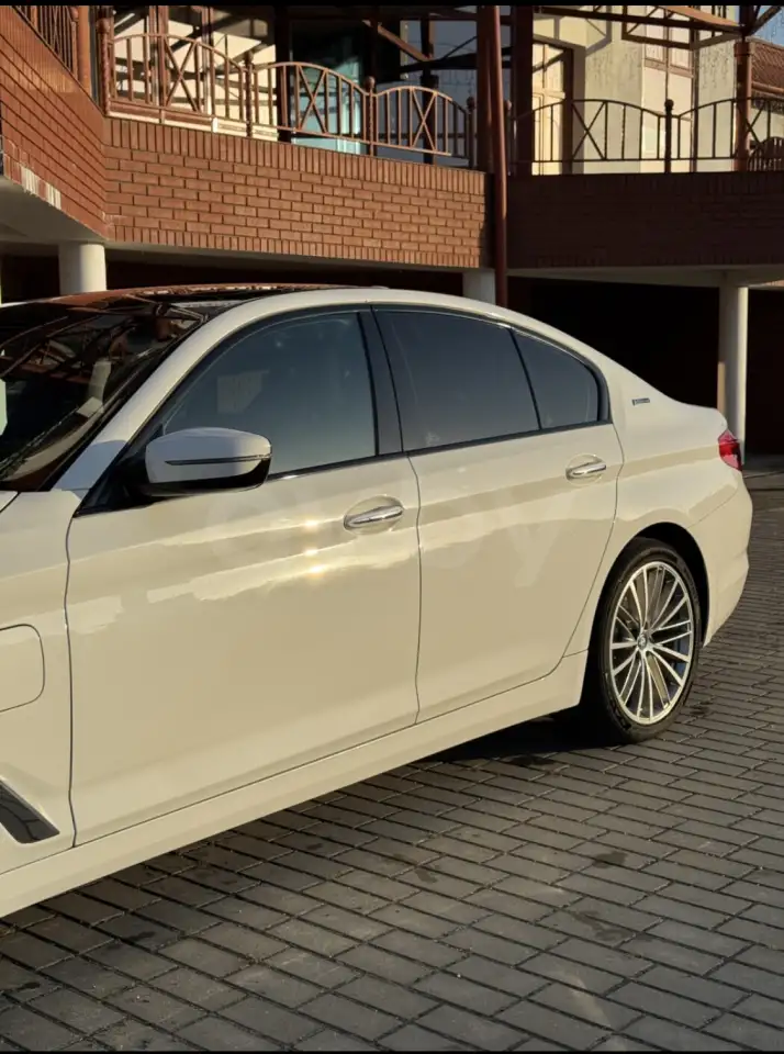 BMW 5 серия G30, фотография 4