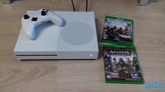 Xbox One S 500Gb в хорошем состоянии, фотография 2
