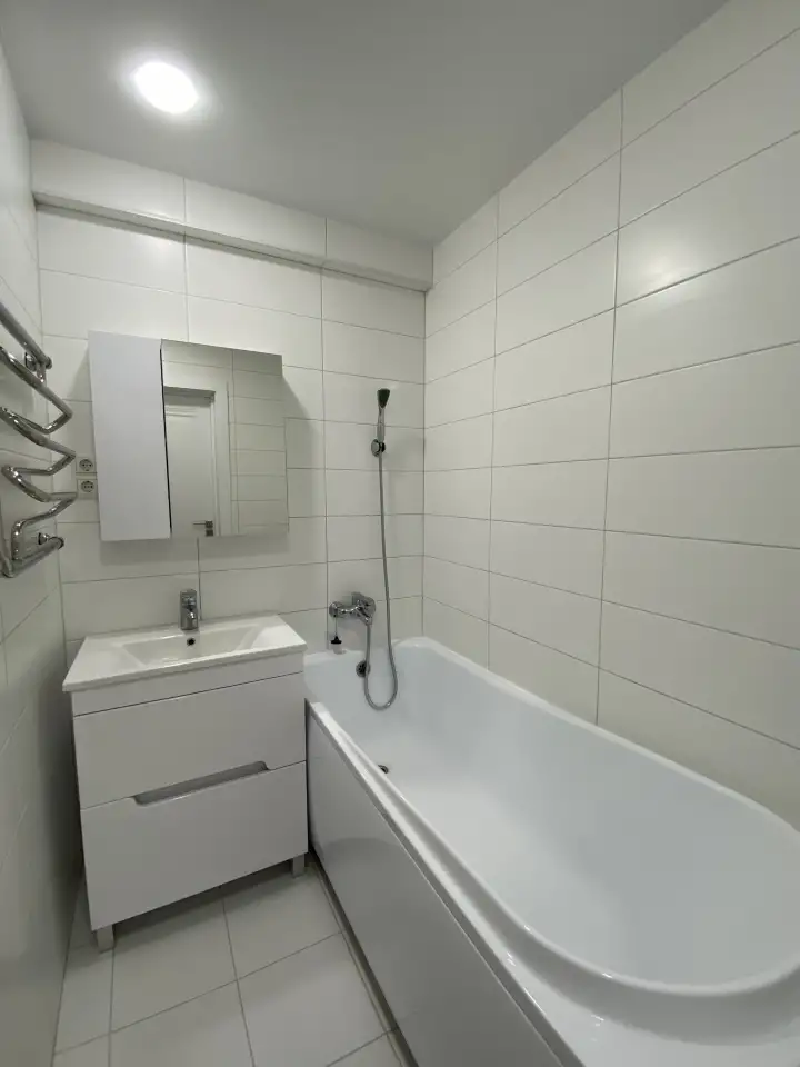 Продам 3-комнатную квартиру, Ул.Баргамяно, дом 6, фотография 8