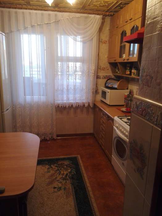 Продам 4-комнатную квартиру, Брестская, фотография 2