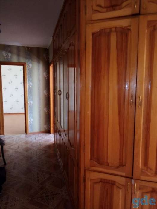Продам двухкомнатную квартиру в г. Ельске, с погребом и большим сараем, фотография 3