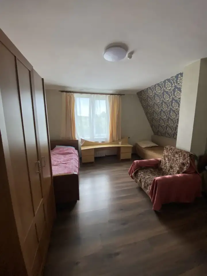 Сдаются комнаты студентам заочникам, Оборонная, фотография 1